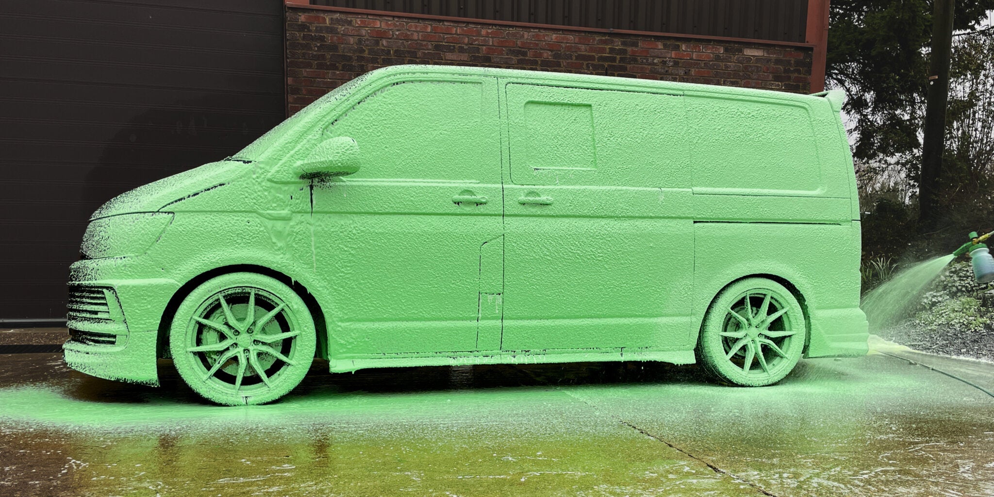 GAMMA - GREEN SNOW FOAM - Per Hagen Bilrekvisita
