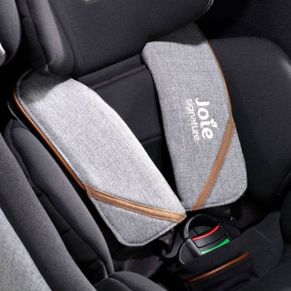 Joie signature I - HARBOUR SORT/GRÃ - Per Hagen Bilrekvisita