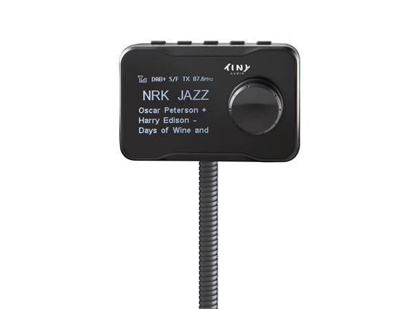 Tiny Audio C7 m/SF Tiny Audio DAB/DAB+ adapter til bil - Per Hagen Bilrekvisita