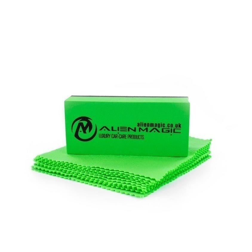 FOAM BLOCK & MICRO CLOTCH - Per Hagen Bilrekvisita