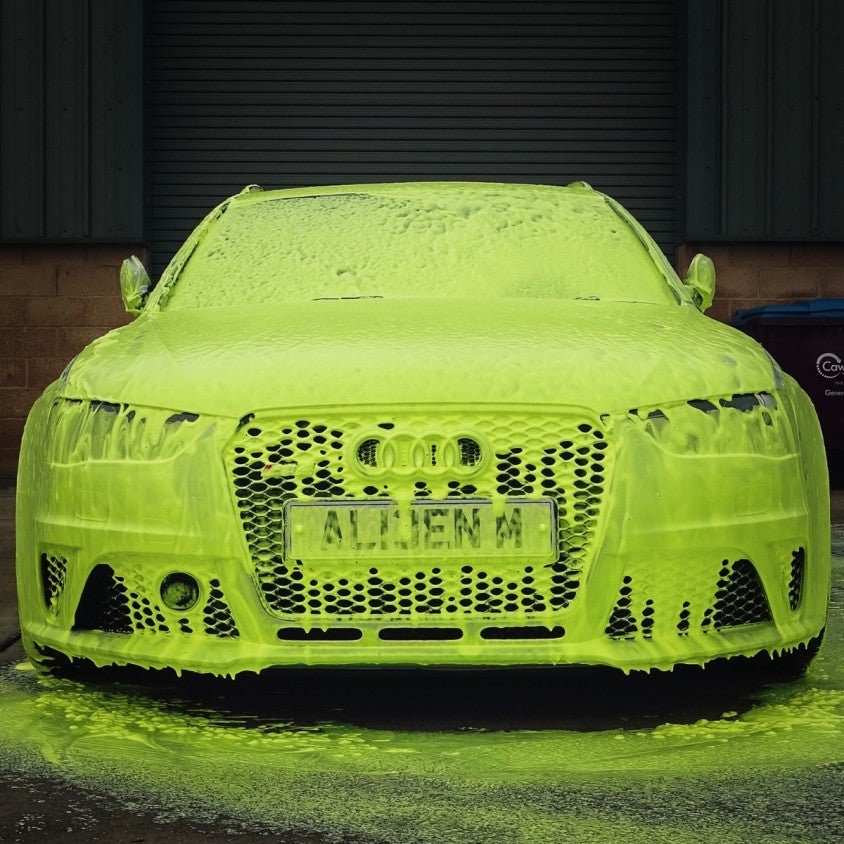 GLO - YELLOW SNOW 5L - Per Hagen Bilrekvisita