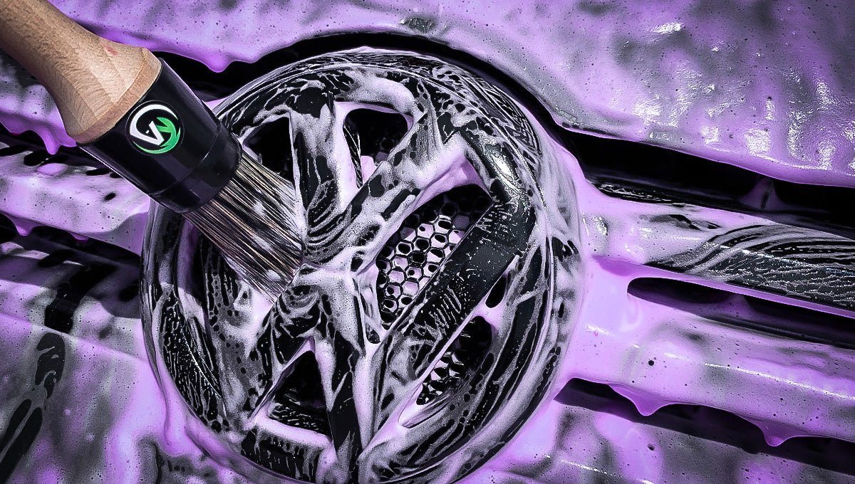 PURPLE GAZE - PURPLE SNOW - FOAM - Per Hagen Bilrekvisita